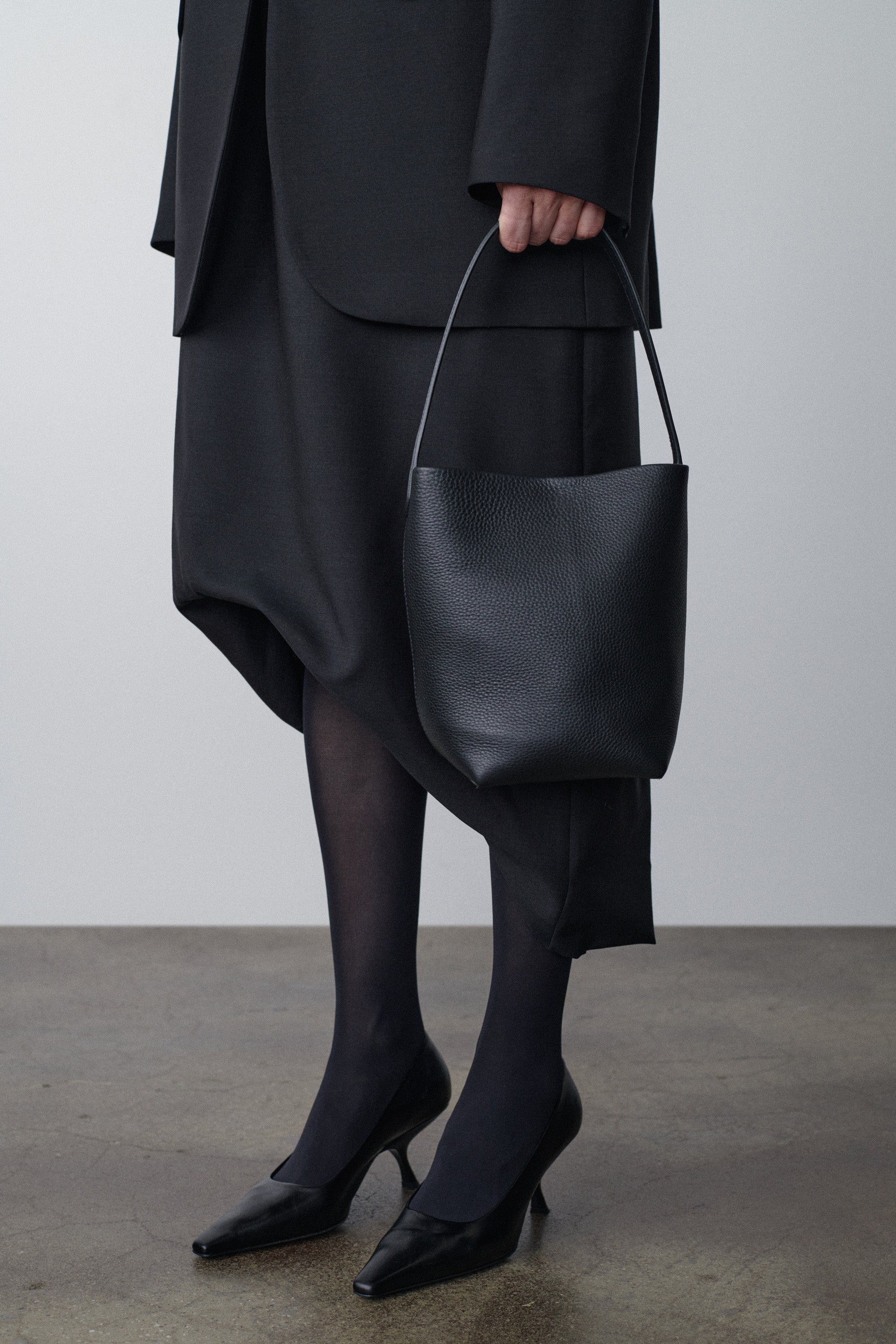 Small N/S Park Tote Bag - Image 4